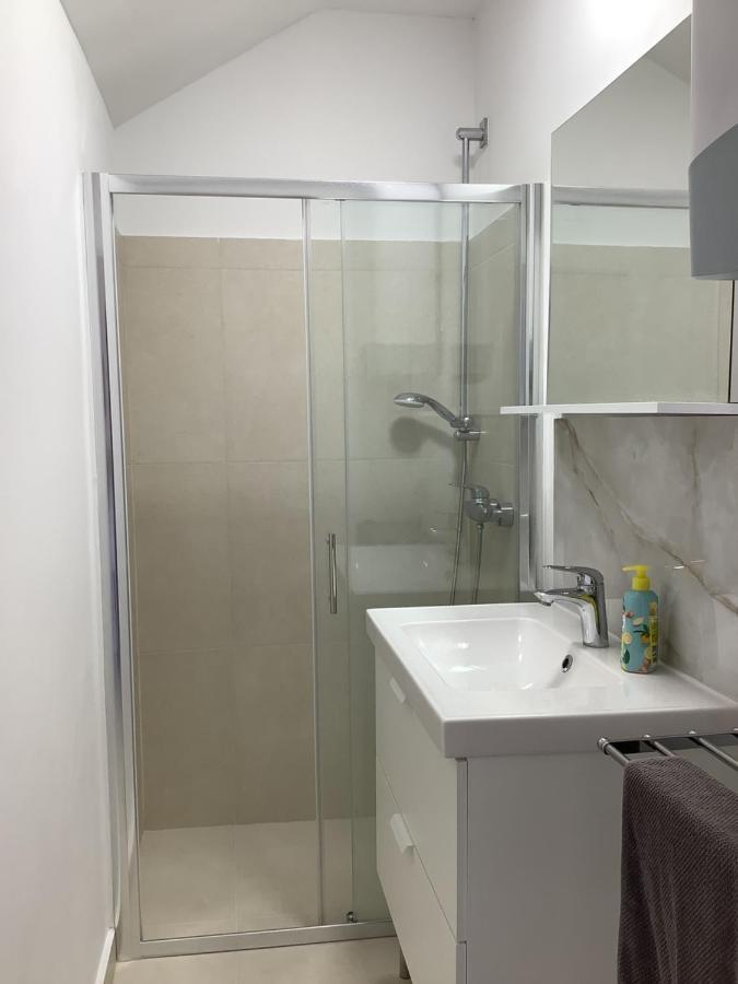 Portside Apartment Kaštela Kültér fotó
