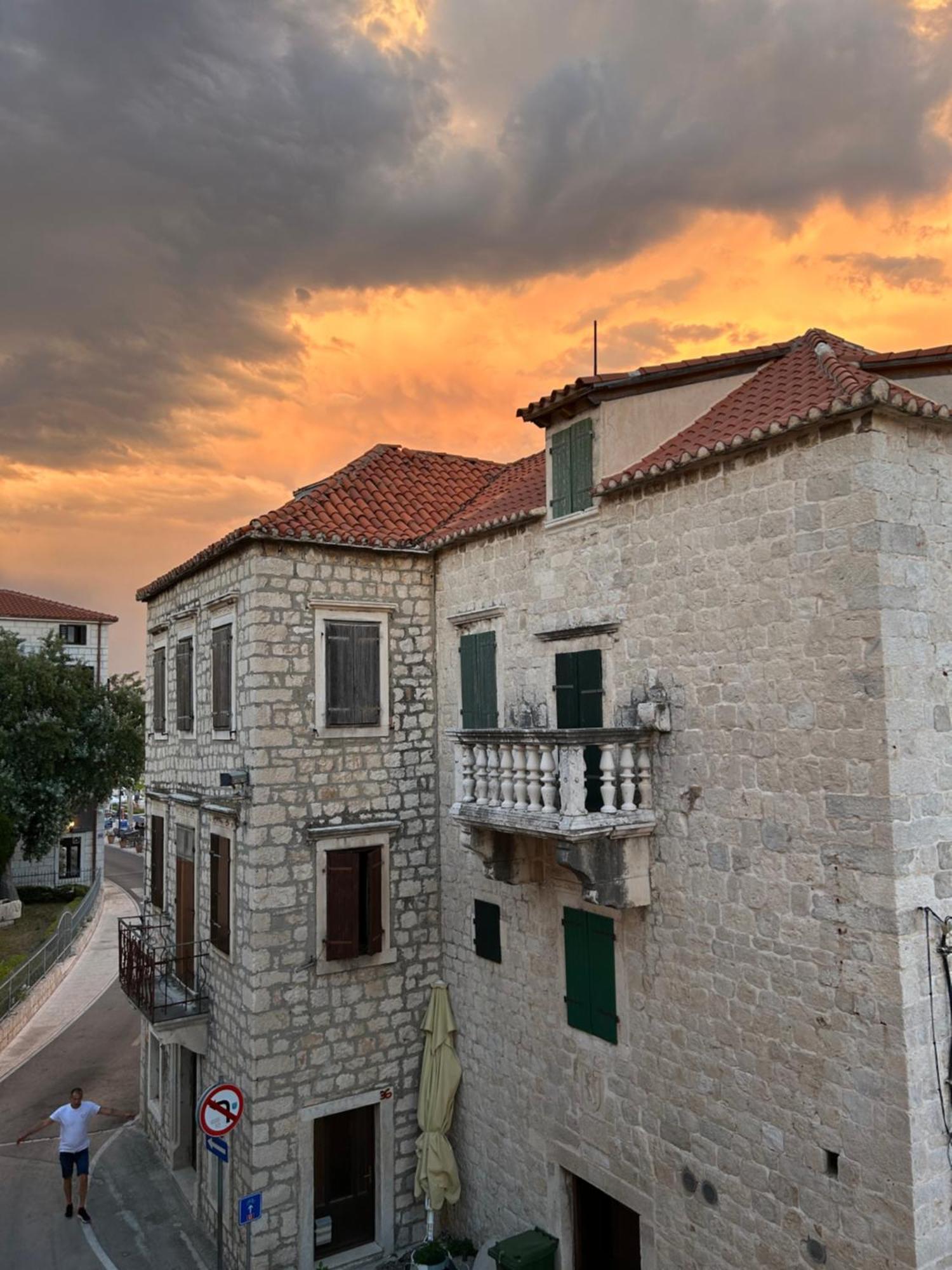 Portside Apartment Kaštela Kültér fotó